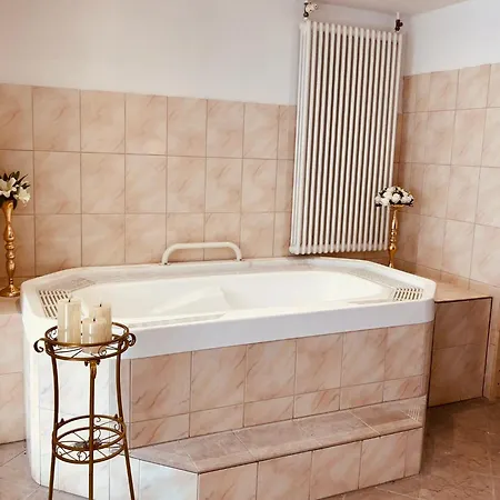 Hotel Vier Jahreszeiten 3*