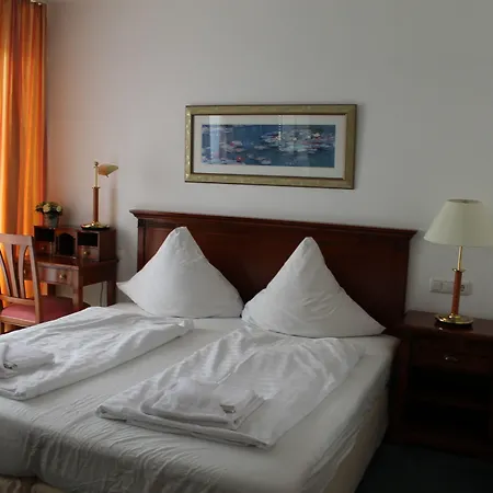 Vier Jahreszeiten Bensersiel