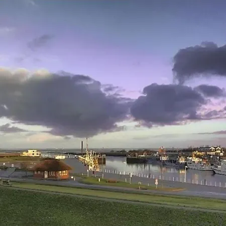 Vier Jahreszeiten Ξενοδοχείο 3*