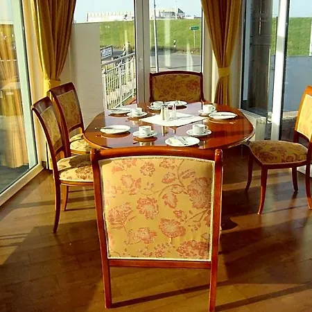 Hotel Vier Jahreszeiten Bensersiel