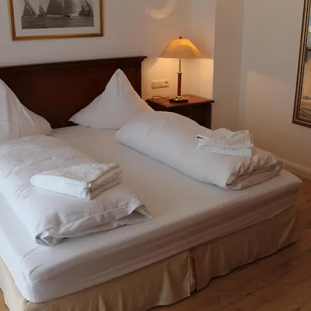 Vier Jahreszeiten Bensersiel